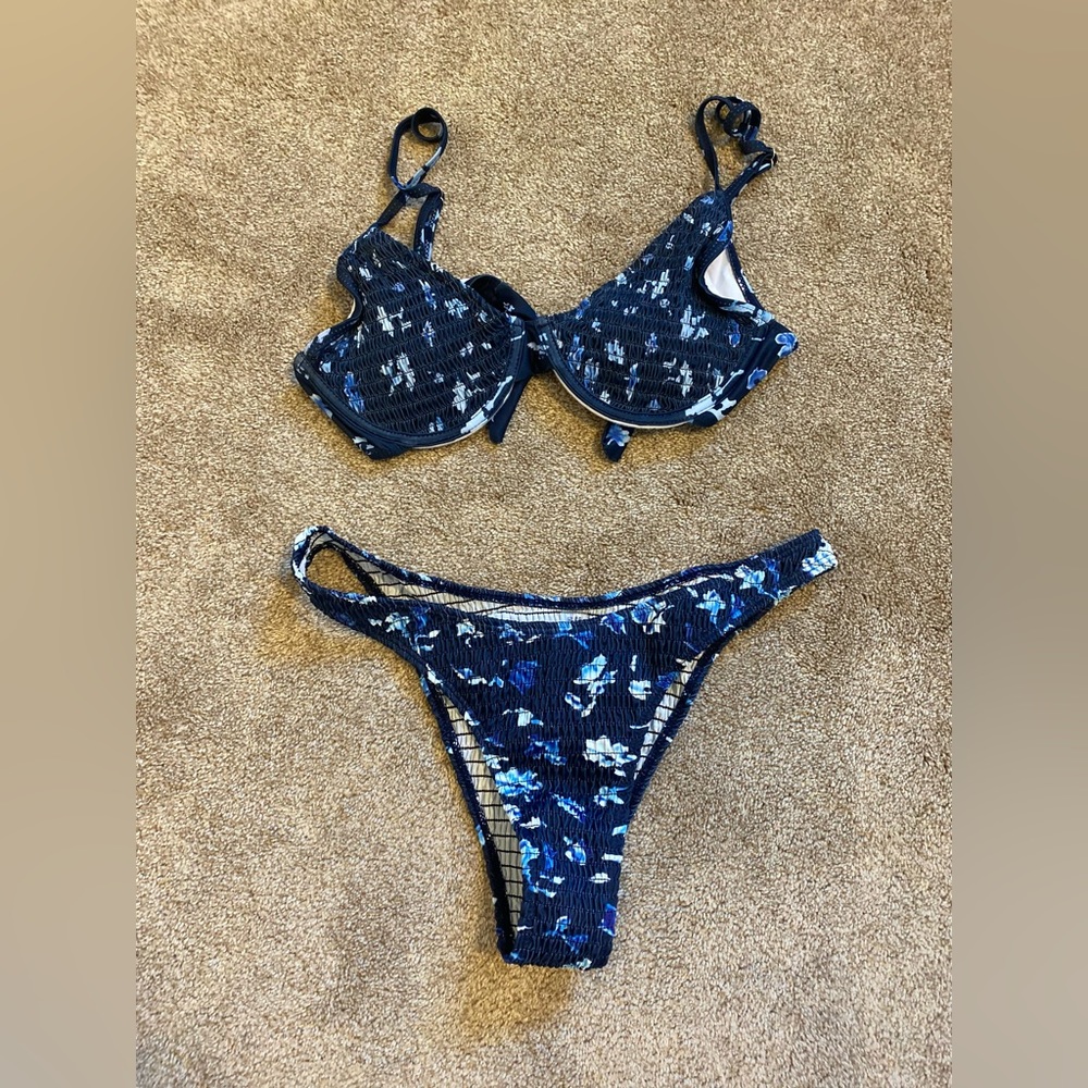 Shein dark blue ribbed flower print bikini (never worn)